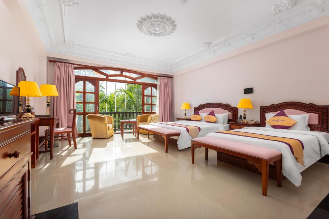 Regency Angkor Hotel Siem Reap Exterior foto