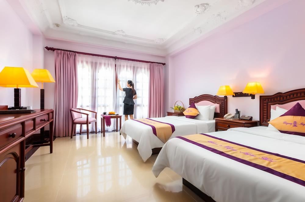 Regency Angkor Hotel Siem Reap Exterior foto