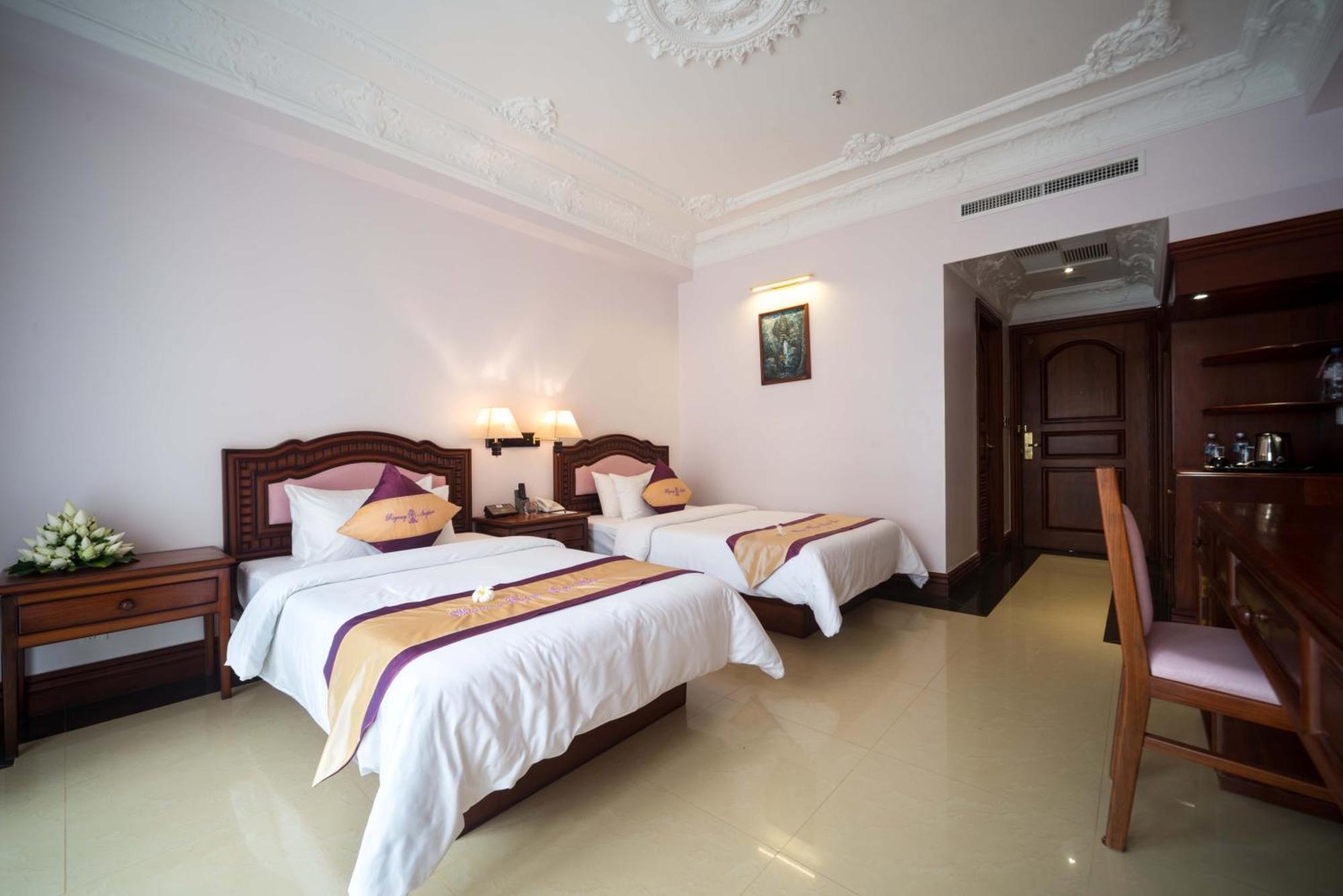 Regency Angkor Hotel Siem Reap Exterior foto