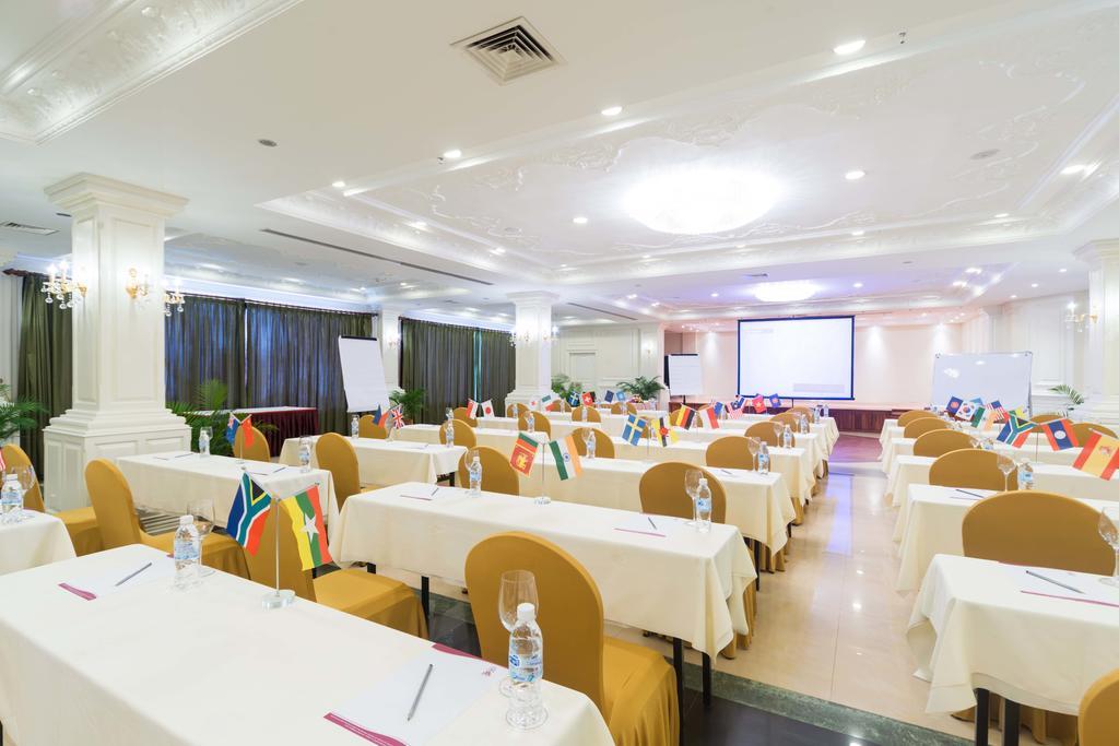 Regency Angkor Hotel Siem Reap Exterior foto